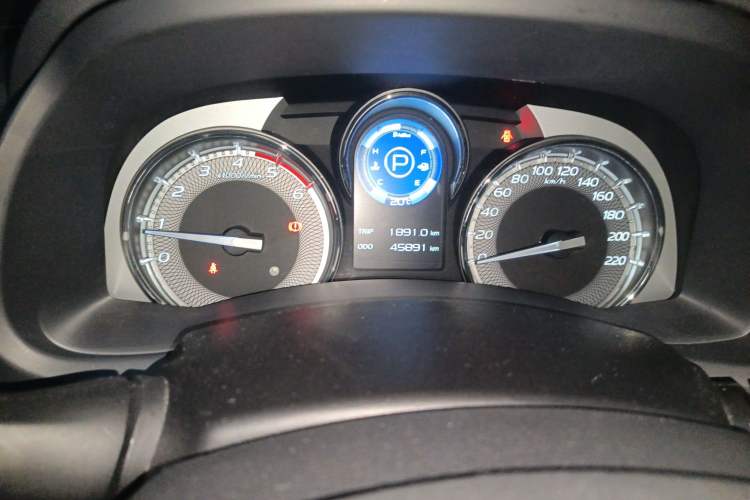 Used Isuzu mu-X 2020 1.9T Diesel Automatic 4x4 Enjoyment Edition 7 Seats China VI Standard