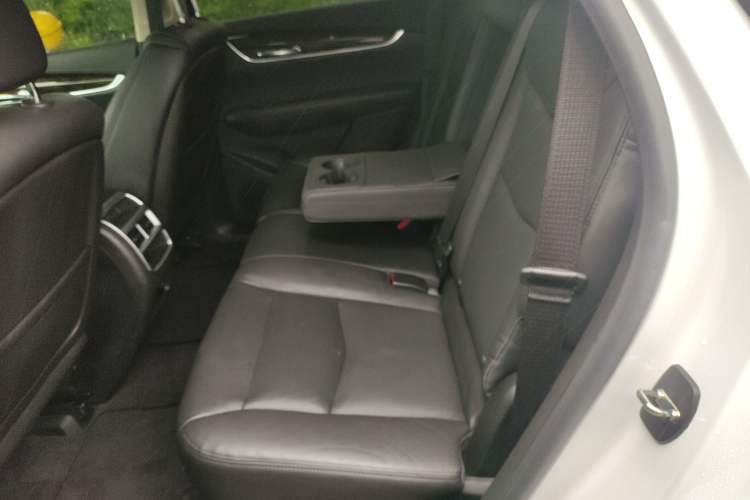 Used Cadillac XT5 2016 25T Luxury Model
