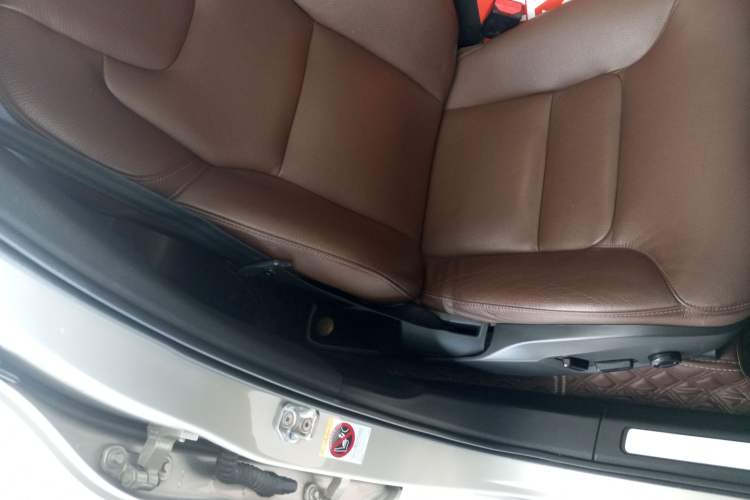 Used Volvo XC60 2019 T5 4x4 Smart Edition China VI Standard