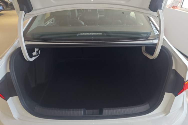 Used Volkswagen Sagitar 2024 300TSI DSG Excellence Edition
