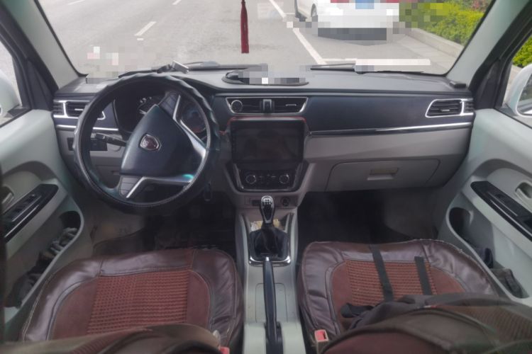 Used Jinbei Hiace X30 2019 1.5L Van Standard Model China VI SWC15M Center Console