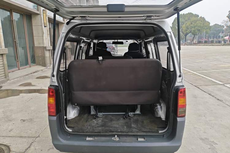 Used Wuling Zhiguang 2020 1.2L Practical Model China VI LSI
