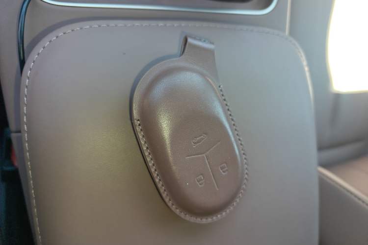 Used Nio ES8 2024 75 kWh
