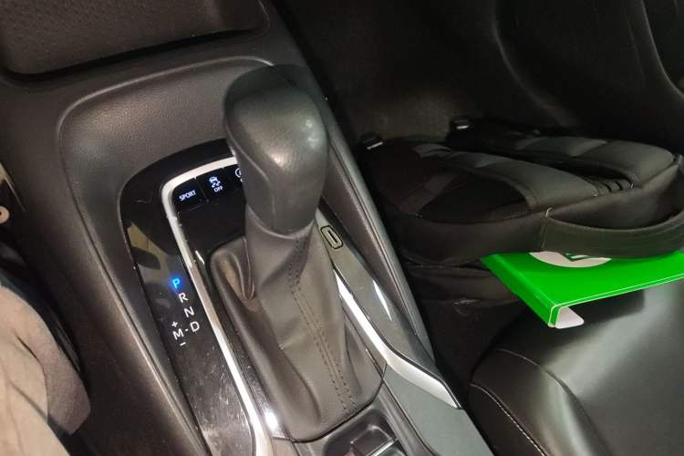 Used Toyota Corolla 2021 1.2T S-CVT Pioneer Edition Gear Lever