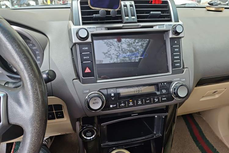Used Toyota Prado 2014 2.7L Automatic Standard Edition Audio And AC Panel