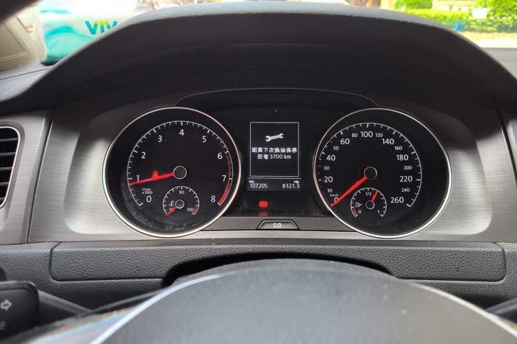 Used Volkswagen Golf 2016 230TSI Manual Comfort Version Instrument Cluster