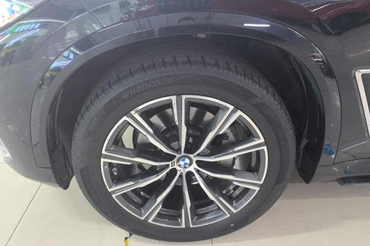 Used BMW X5 2022 Restyled xDrive 30Li Luxury Version M Sport Package
