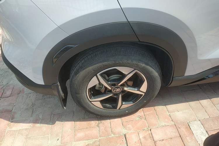 Used BYD Yuan UP 2024 301KM Leading Edition Exterior 5