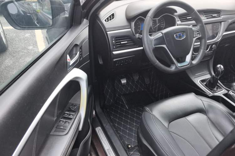 Used Geely Auto Emgrand 2017 Sedan Million Edition 1.5L Manual - Upward Version
