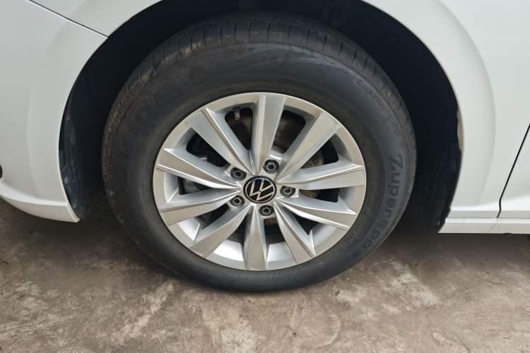 Used Volkswagen Lavida 2023 Revised 1.5L Automatic DeYi Edition