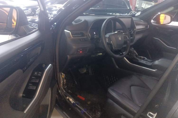 Used Toyota Crown Kluger 2021 2.5L HEV Two-Wheel Drive Elite Edition Driver Seat