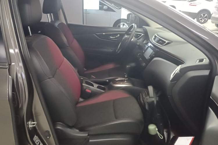 Used Nissan Qashqai 2017 2.0L CVT Smart Enjoyment Version China V Standard
