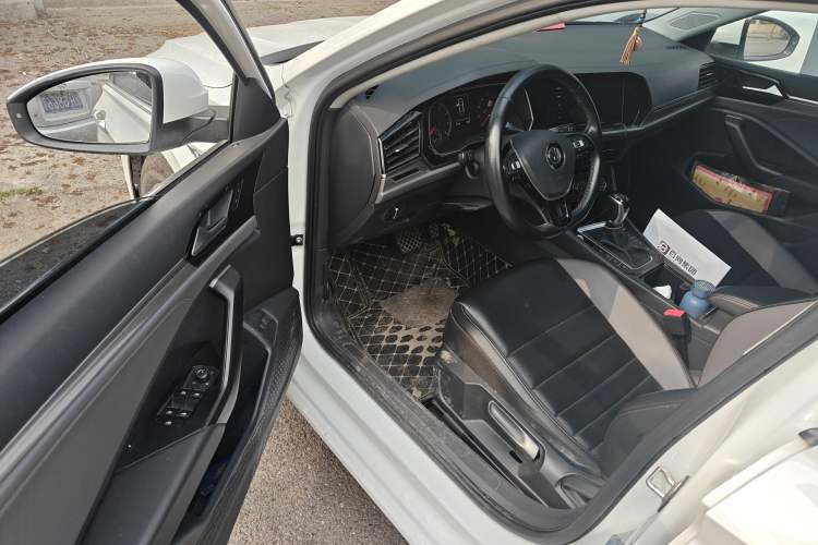 Used Volkswagen Sagitar 2020 280TSI DSG Comfort Version China VI Standard Driver Seat