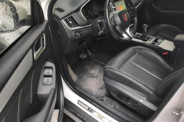 Used Roewe RX5 2019 20T Two-Wheel Drive Automatic 4G Connected Platinum Edition Driver Seat