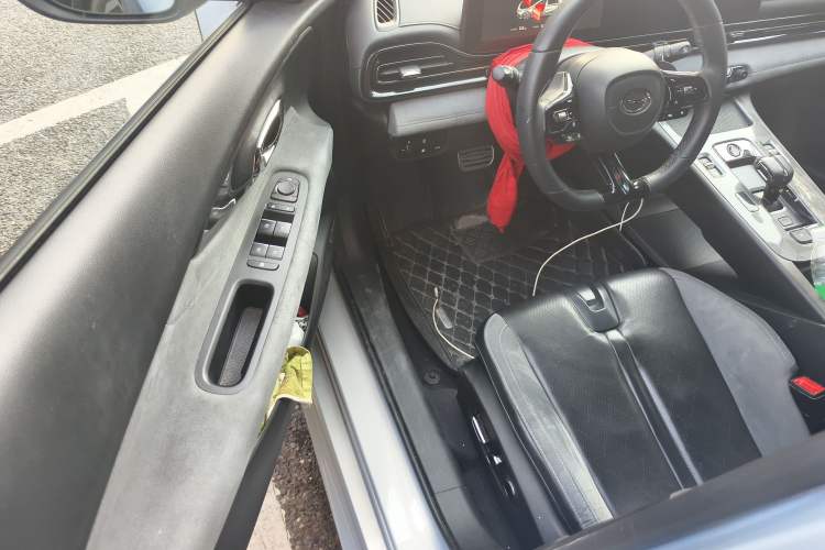 Used GAC Trumpchi EMPOW 2024 400T Automatic Yingbao R MAX Edition