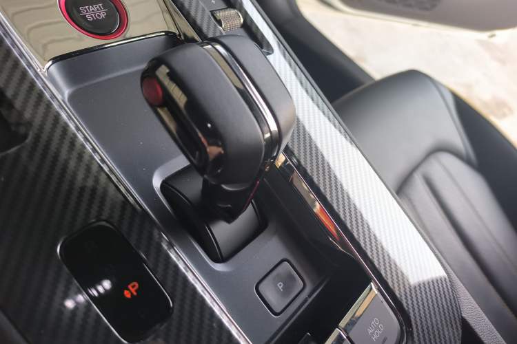 Used GAC Trumpchi EMPOW 2023 Shadow Leopard H Smart Hybrid Edition Gear Lever