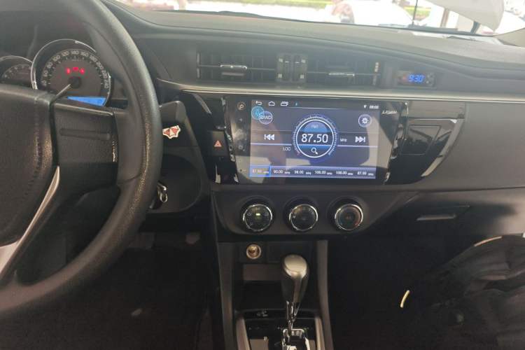 Used Toyota Levin 2016 1.6G CVT Elite Edition Audio And AC Panel