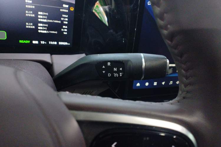 Used Leapmotor C11 2023 Range-Extended 300 Comfort Edition Gear Lever