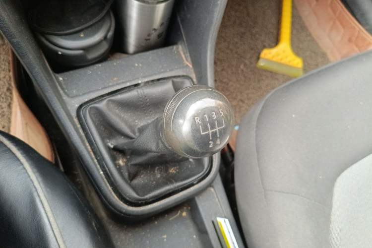 Used Volkswagen Jetta 2015 Value Edition 1.6L Manual Fashionable Style