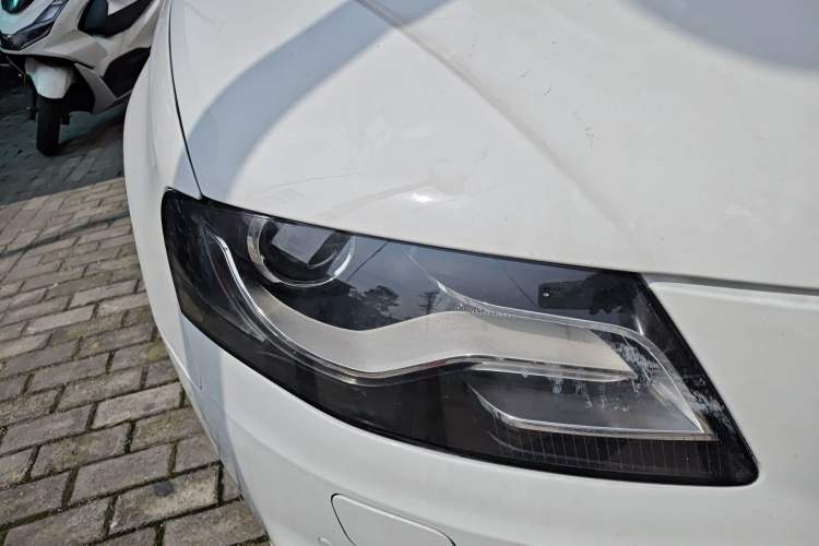 Used Audi A4L 2011 2.0 TFSI Standard Model
