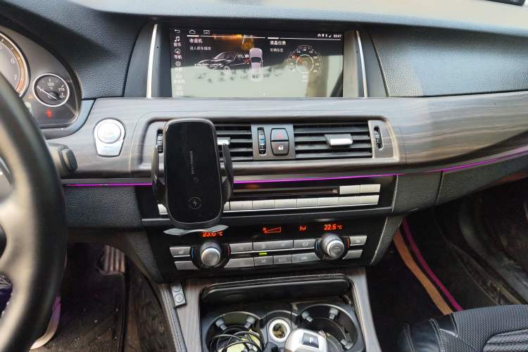 Used BMW 5 Series 2013 525Li Leading Model