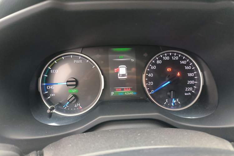 Used Toyota Wildlander 2020 Dual-Engine 2.5L E-CVT Two-Wheel Drive Prestige Edition
