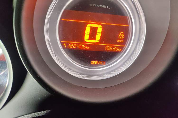 Used Citroen C4L 2014 1.8L Intelligent Drive Manual Enjoyment Model
