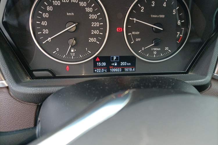 Used BMW X1 2018 sDrive18Li Luxury Model Odometer Close Up