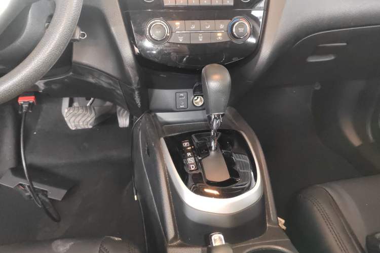 Used Nissan Qashqai 2016 2.0L CVT Elite Edition
