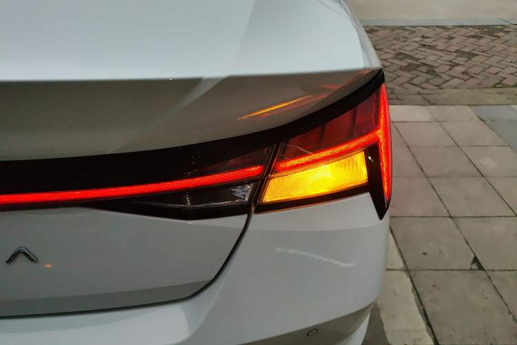 Used Hyundai Elantra 2021 1.5L CVT LUX Prestige Edition