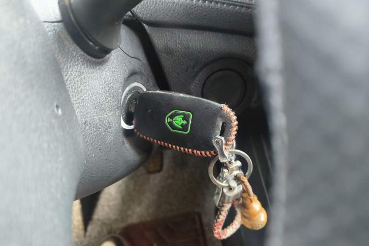 Used SWM X7 2018 Revised Version 1.8L Manual Comfort Edition 7 Seats