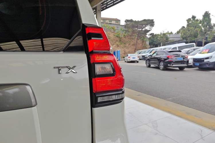 Used Toyota Prado 2018 3.5L Automatic TX-L