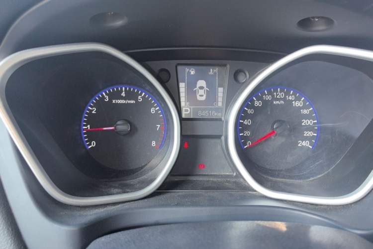 Used Geely Auto GX7 2014 2.0L Automatic Prestige Edition Instrument Cluster