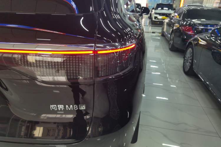 Used Hima AITO M8 2025 Model, Pure Electric Max+ Five-Seat All-Wheel-Drive Version
