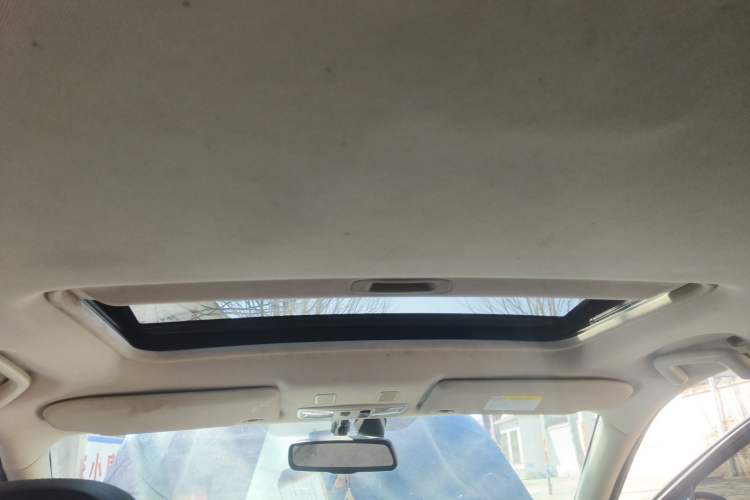 Used Mitsubishi Outlander 2020 2.4L 4x4 Zhi Xiang Edition 5 Seats Headliner