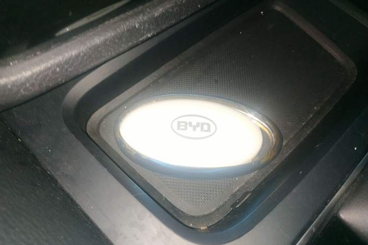 Used BYD Song MAX 2017 1.5T Automatic Smart Connect Elite 7-Seater Vehicle Key