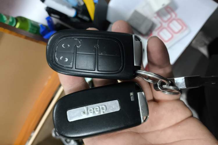 Used Jeep Cherokee 2017 2.0L Superior Edition