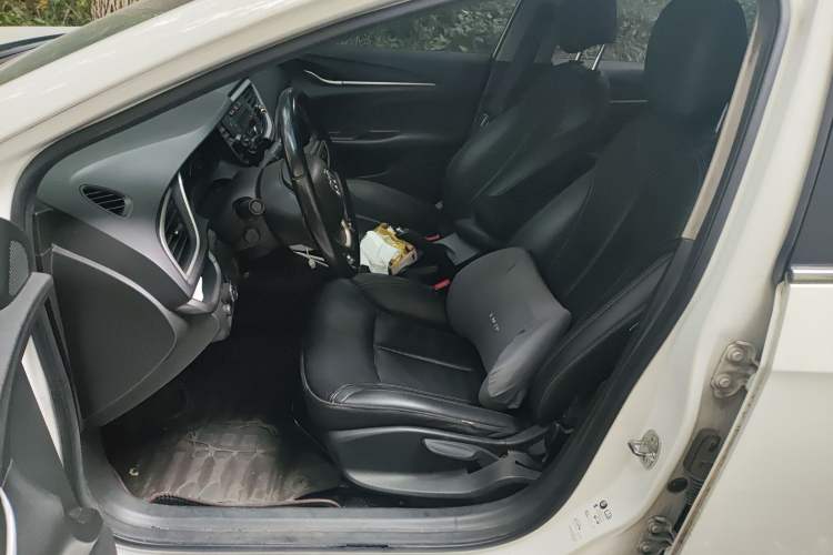 Used Buick Excelle GX 2018 18T Automatic Elite Model