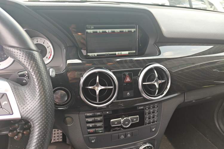 Used Mercedes-Benz GLK-Class 2015 GLK 300 4MATIC Luxury Ultimate Edition