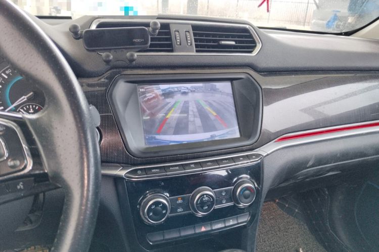 Used Haval H2 2017 Blue Label 1.5T Automatic Two-Wheel Drive Luxury Model Audio And AC Panel