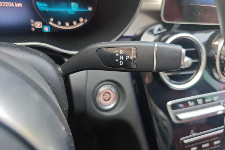 Used Mercedes-Benz C-Class 2021 C 260 Star Edition Gear Lever
