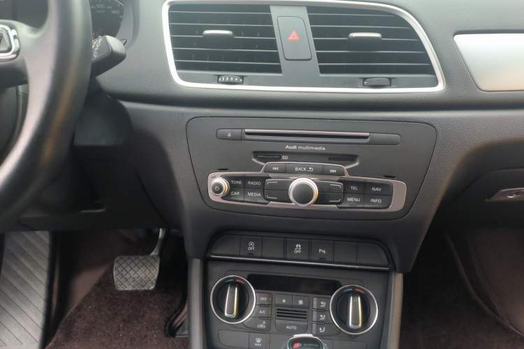 Used Audi Q3 2017 35 TFSI Fashion Model
