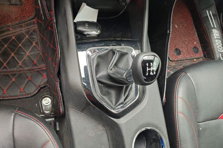 Used Soueast DX3 2018 1.5L Manual Luxury Model