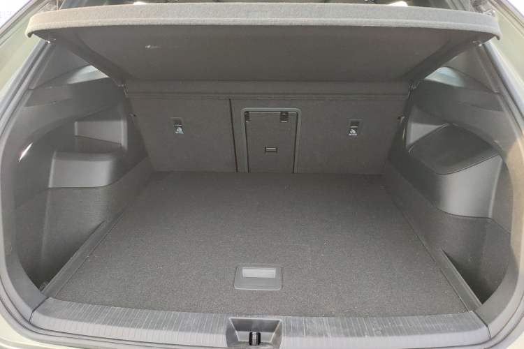 Used Volkswagen Tayron 2025 Tiguan L 380TSI 4Motion Luxury Easy Package