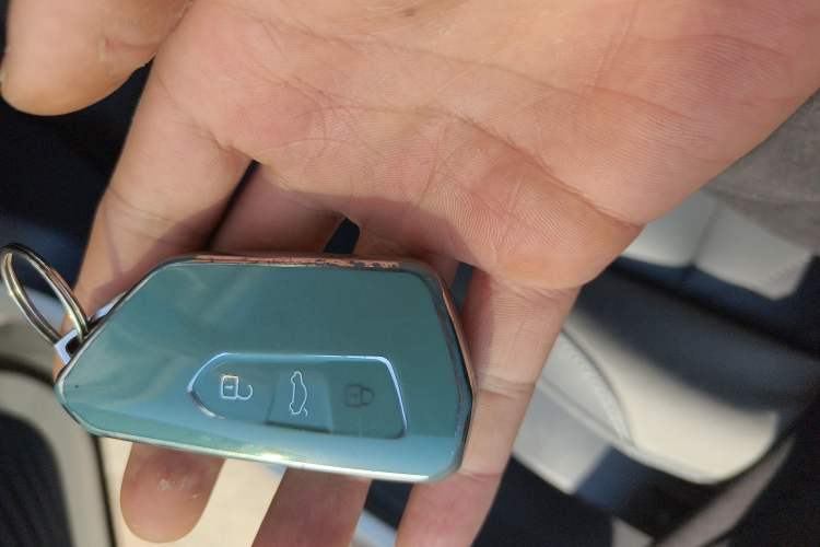 Used Volkswagen ID.4 CROZZ 2021 Long-Range PRO Two-Wheel Drive Version Vehicle Key