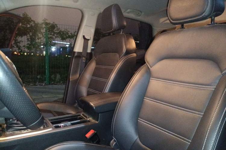 Used MG GS 2017 20T Automatic Luxury Edition Left Front Seat