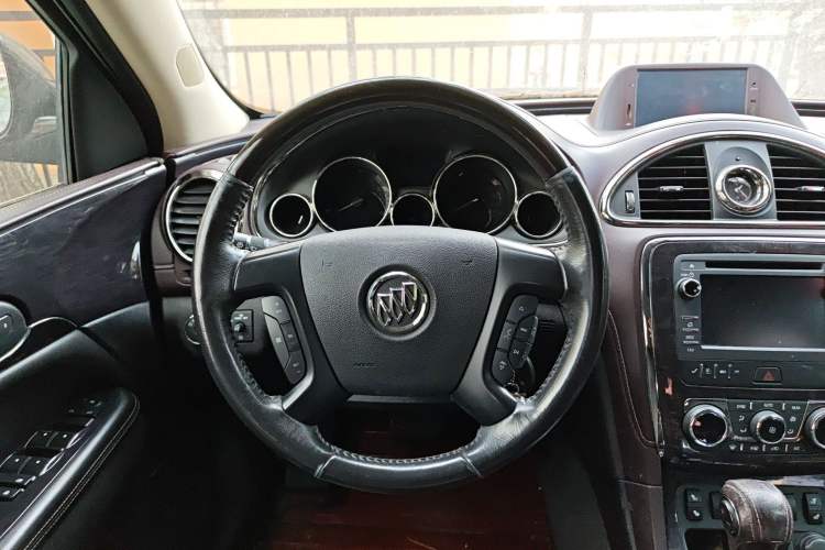 Used Buick Enclave 2014 3.6L Two-Wheel Drive Elite Comfort Version
