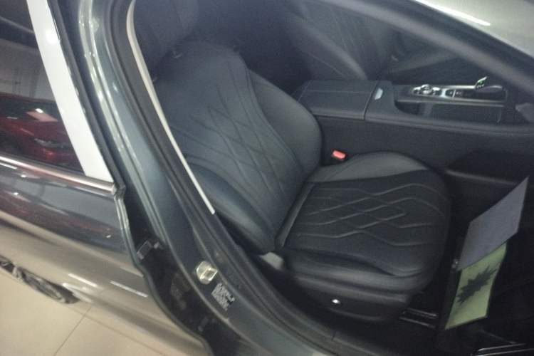 Used Chery Arrizo 8 PRO 2025 Pro 1.6T Luxury Model+ Right Front Seat