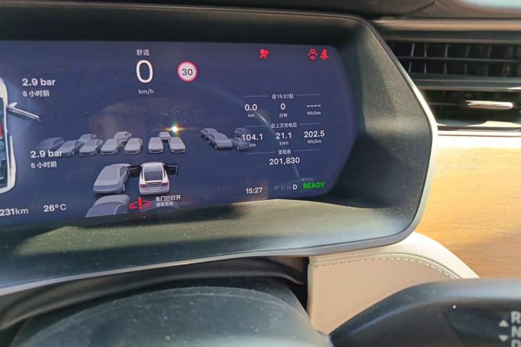 Used Tesla Model X 2017 X 100D Long Range Edition Odometer Close Up