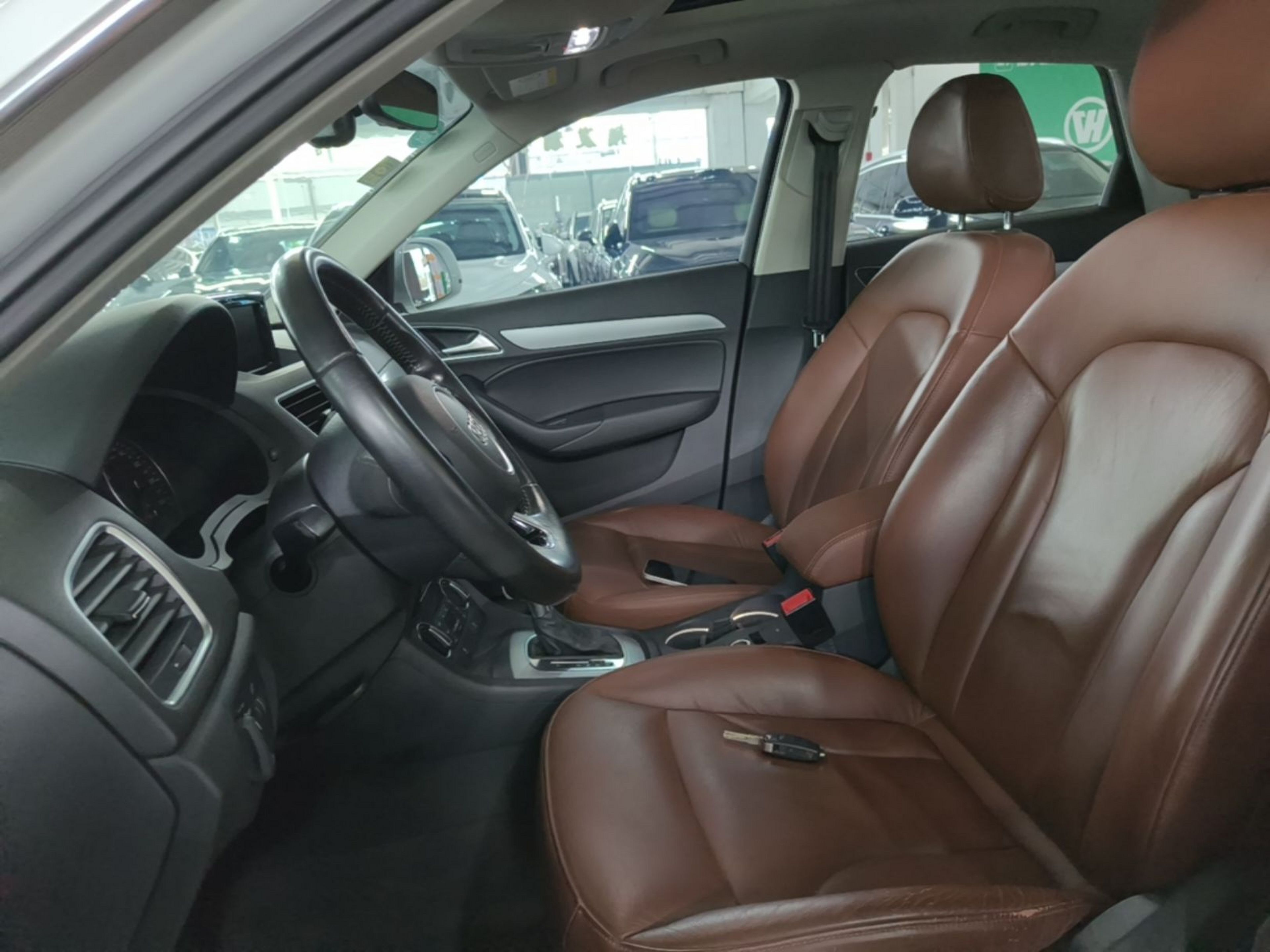 Interior delantero